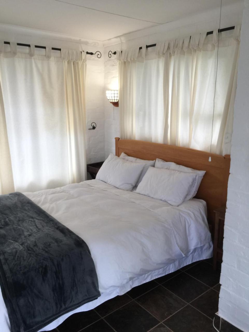 Villa Stone'S Throw Hermanus Exterior foto