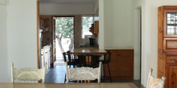 Villa Stone'S Throw Hermanus Zimmer foto